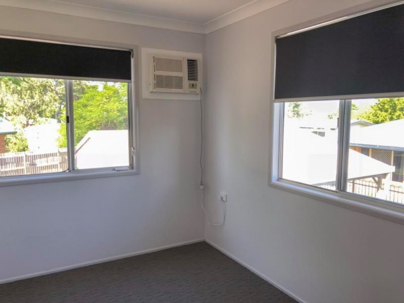 8 Blair Street, Kawana QLD 4701